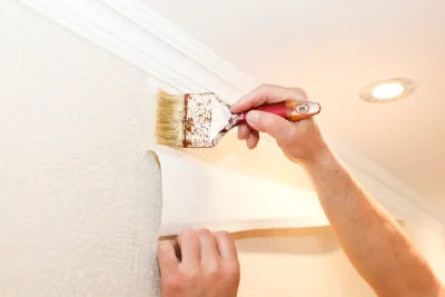 Pose de papier peint à Lupstein — revêtements muraux et toiles de verre